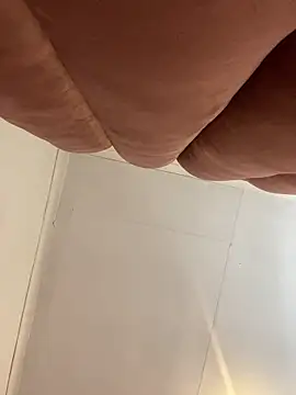 CocoTempt's cam snapshot