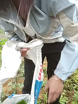 nangmo's cam snapshot