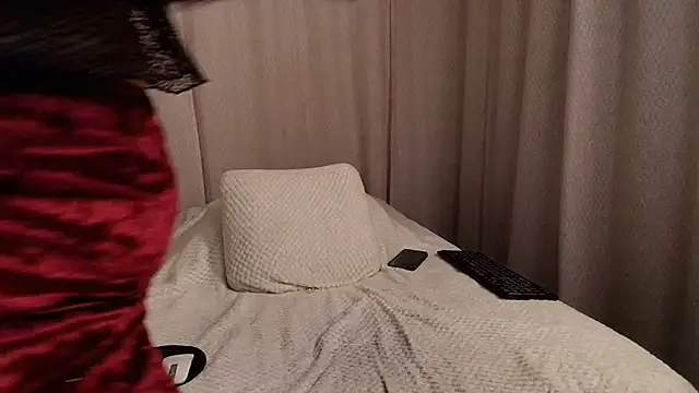 Swetisabella01's cam snapshot