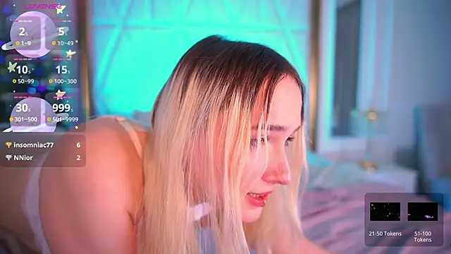 LilElfie's cam snapshot