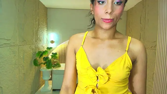 katty_berry_r's cam snapshot