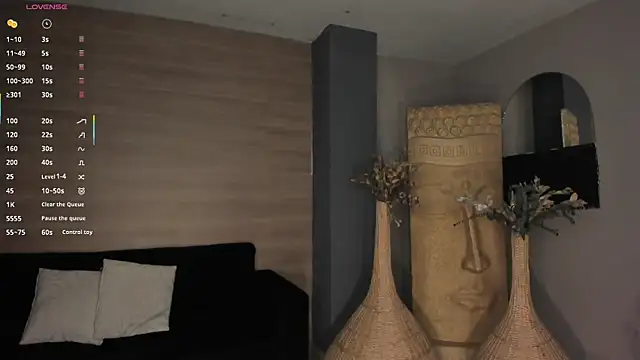 LizzHamilton__'s cam snapshot