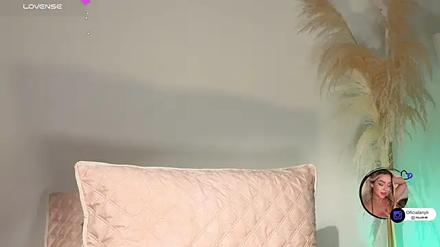 Addison_baker's cam snapshot