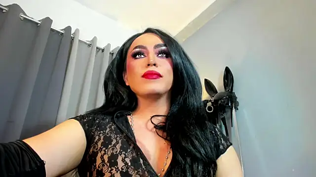 DominaAurumXXX live sex cam