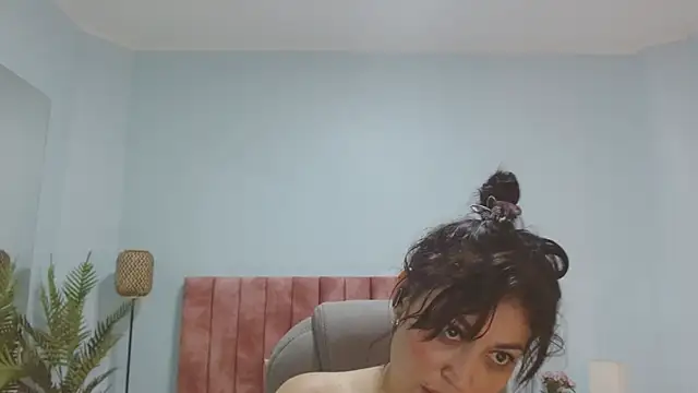 sophia_hadid's cam snapshot