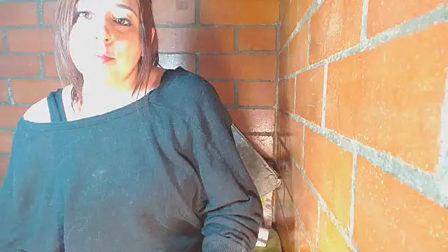 jenniferS_'s cam snapshot