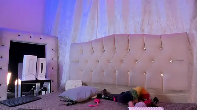 Strella_ferrera live sex cam