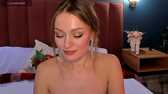 EvelynPoole's cam snapshot