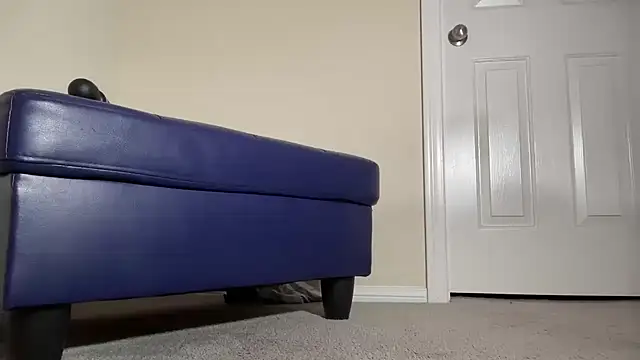 Cum2Charm's cam snapshot