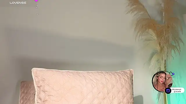 Addison_baker live sex cam