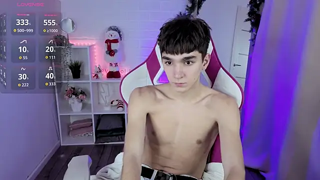 YamiTwink live sex cam