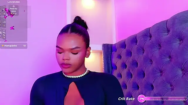 CamiEstrada live sex cam