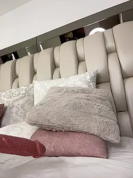 ALISSON_FOXXX1 live sex cam