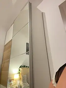 CelineReys's cam snapshot