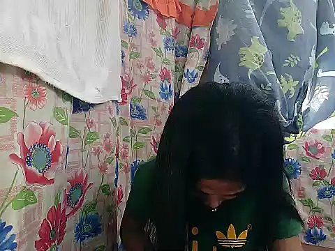 PinaySkinnyGirl's cam snapshot