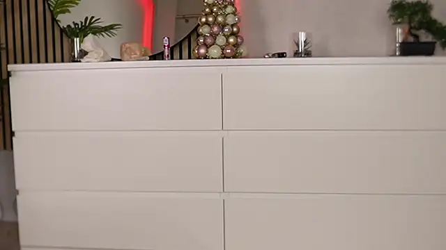 Miss_Denisse's cam snapshot