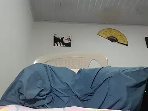 pamelabigcock69 live sex cam