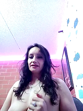 Evelynn_sexy1's cam snapshot