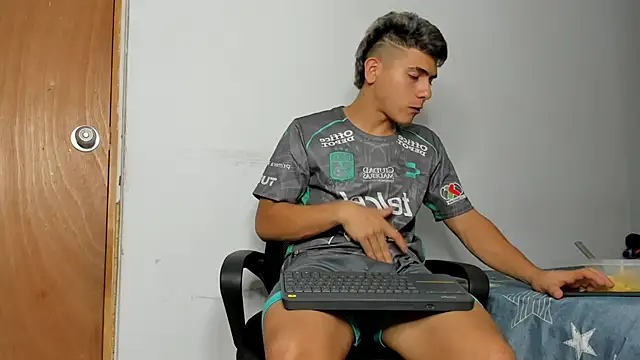 andrew_rose_ live sex cam