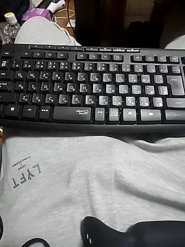 Yasu2000 live sex cam