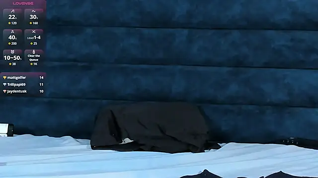 AzulMaverik live sex cam