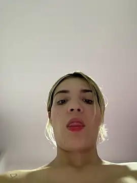 Sarita-candy live sex cam