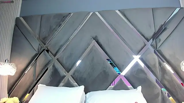 CoraimaSahin's cam snapshot