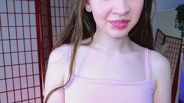 SilentLily's cam snapshot