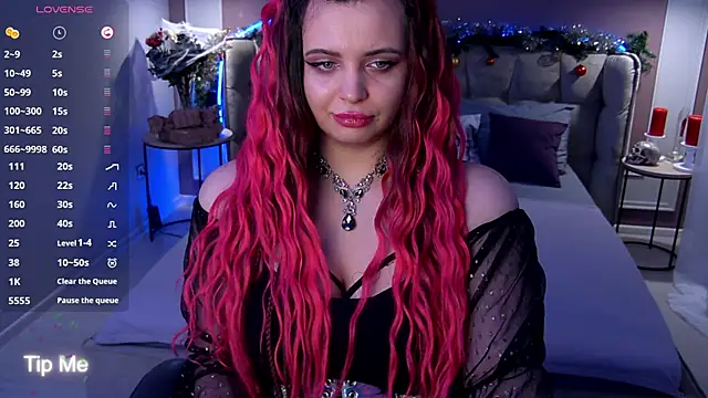 Miss_Maya_Mils live sex cam