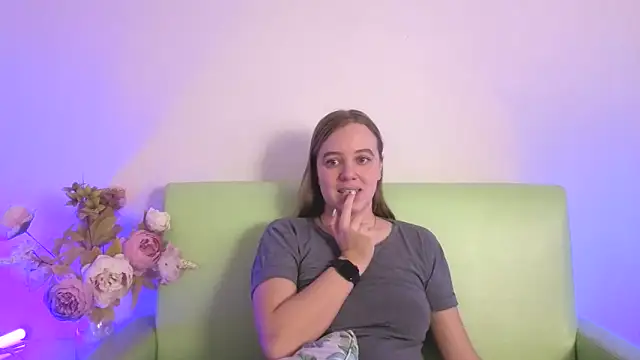 Sofia_Bushe's cam snapshot