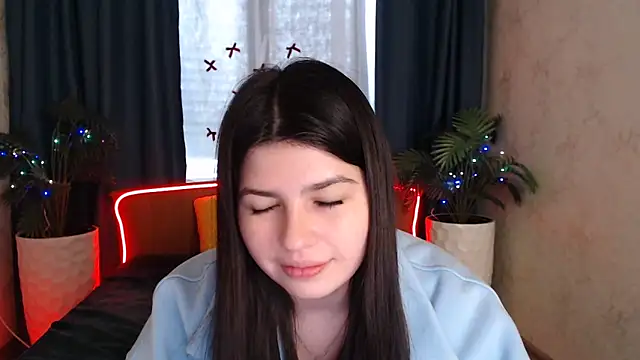 KisaModel's cam snapshot