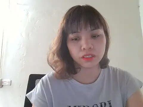 Angela-Eira's cam snapshot