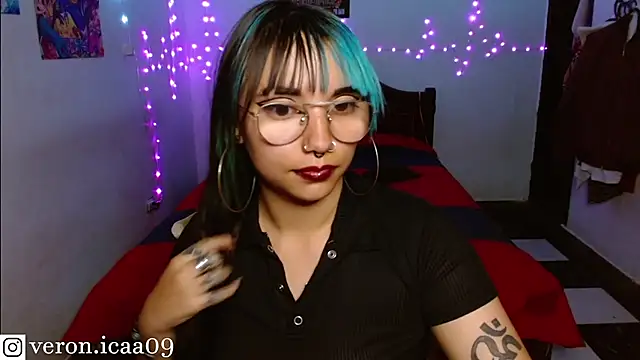 _Veronicaa_'s cam snapshot