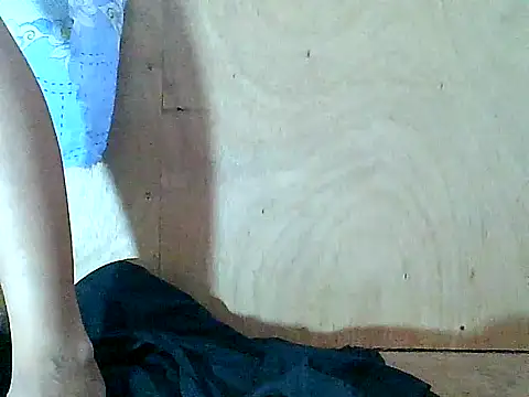 YummyPinay1893's cam snapshot