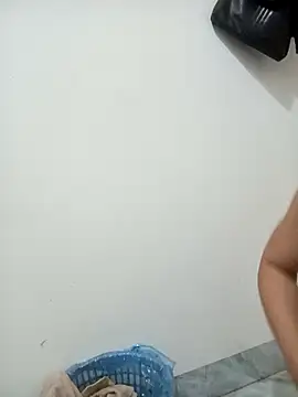 honeyverifiable's cam snapshot