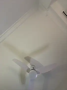 IamCrystal2's cam snapshot