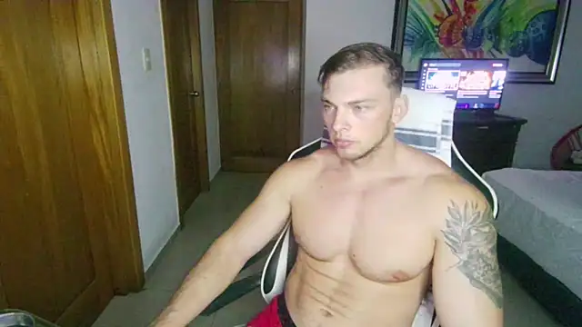 YourHotGreg's cam snapshot