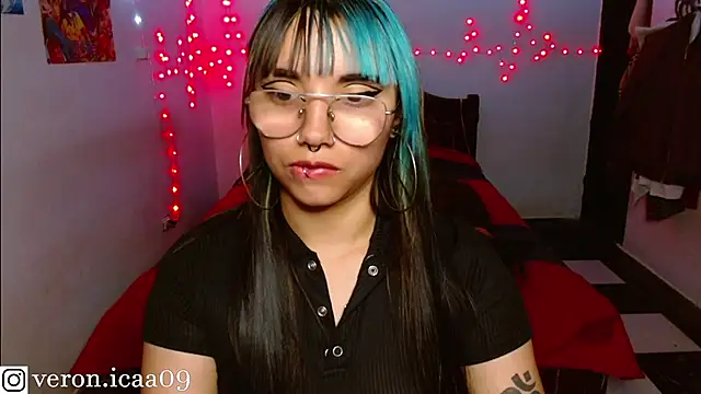 _Veronicaa_'s cam snapshot