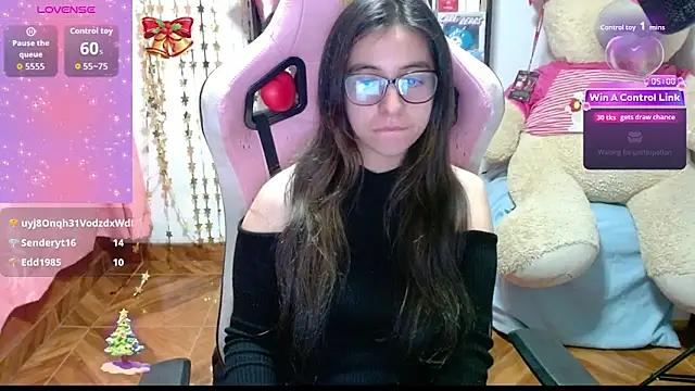 Maggie_Fox3's cam snapshot