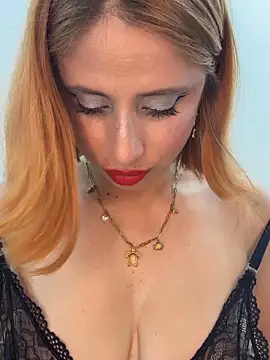 Adeline_1's cam snapshot