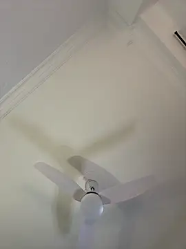 IamCrystal2's cam snapshot