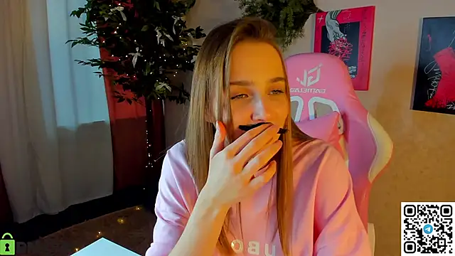 L1na_Reeds's cam snapshot