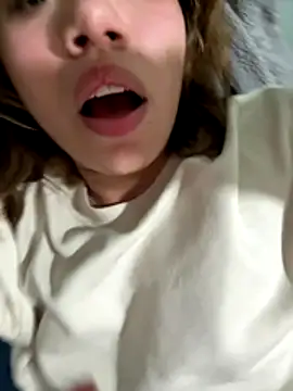 latinahorny11's cam snapshot