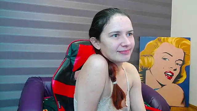 iris_nikhols's cam snapshot