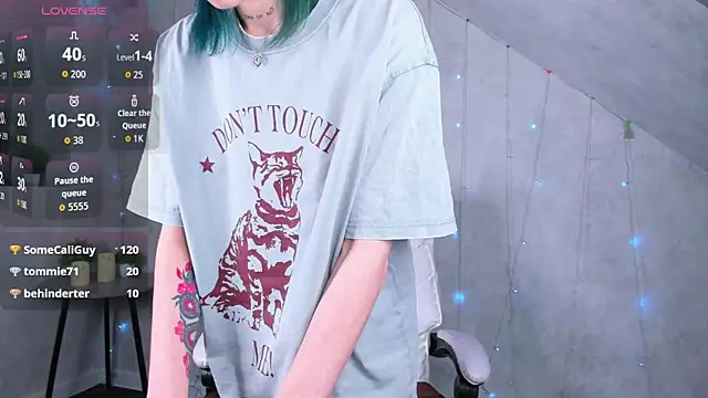 Lynn_Martin's cam snapshot