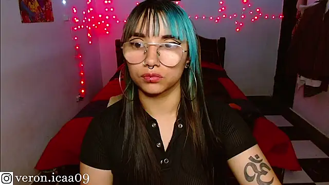 _Veronicaa_'s cam snapshot