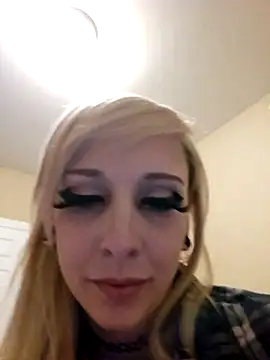 AmethystFoxx live sex cam