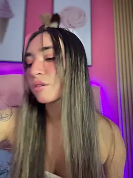 Sophie_LS's cam snapshot