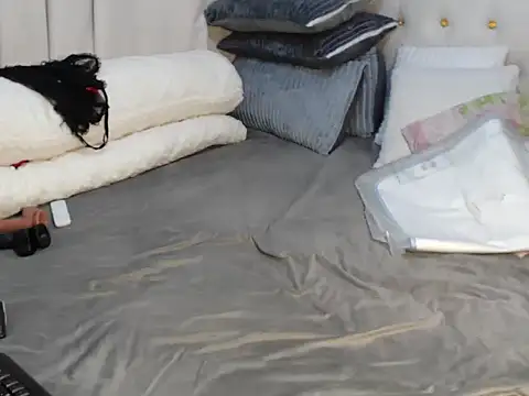 CherryColla's cam snapshot