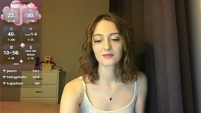 white_liillyy's cam snapshot